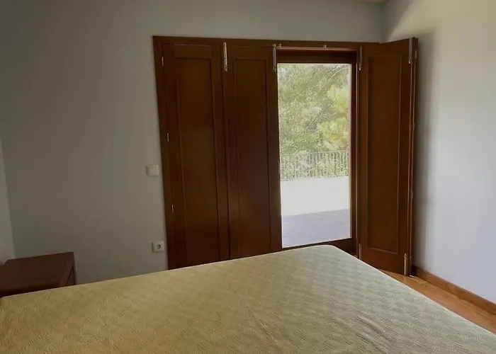 Quinta Fonte Da Porca * 비에이라도미노