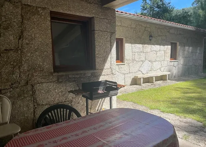 펜션 Quinta Fonte Da Porca *